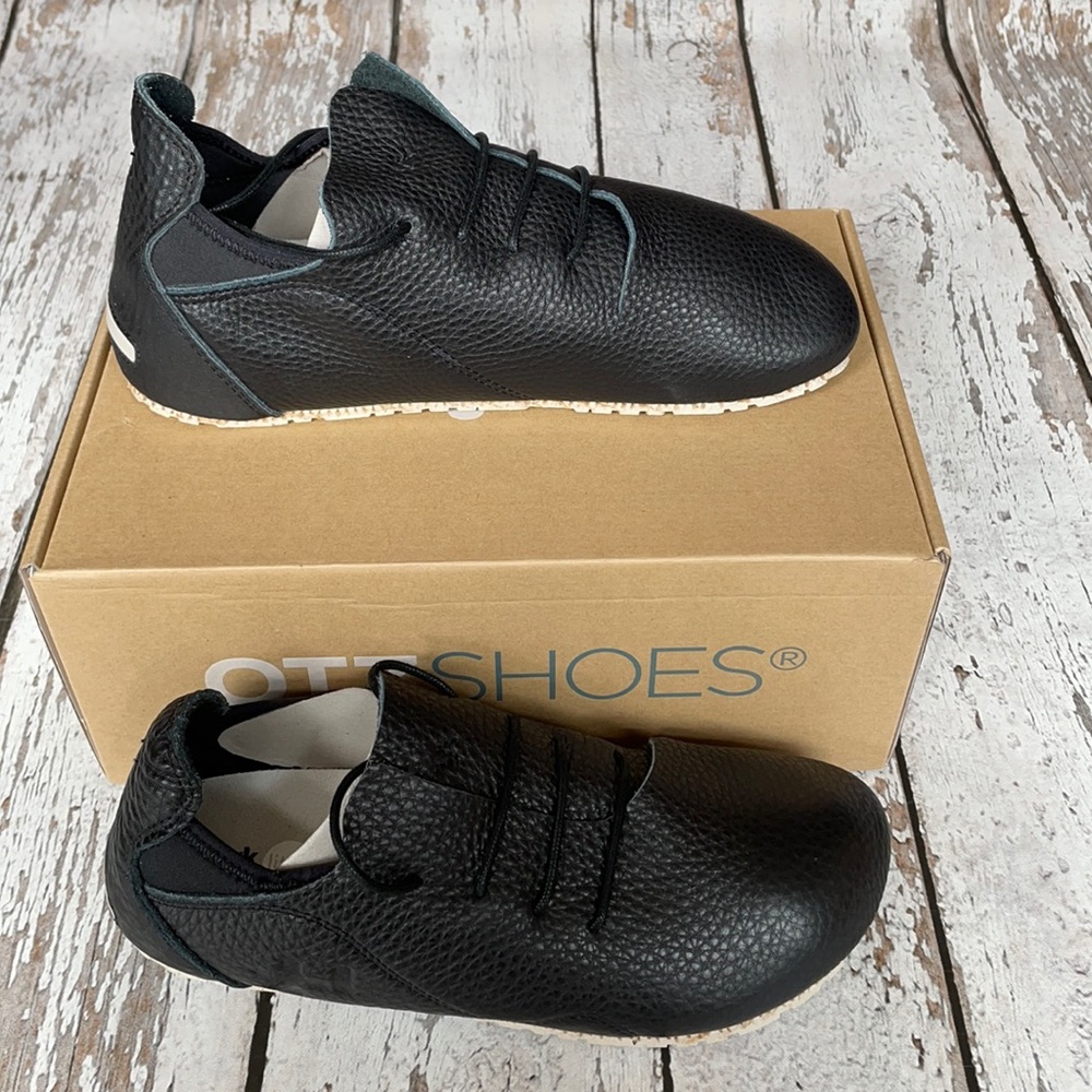OTZ Superslick Leather Lace-up